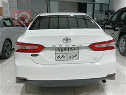 تۆیۆتا کامری